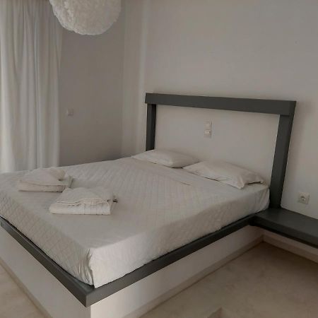 Апартаменти Golden Star Praxitelous Agia Marina  Екстер'єр фото
